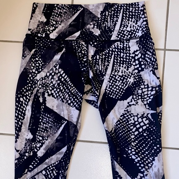 Lululemon Wunder Under Static Mist - Picture 4 of 5